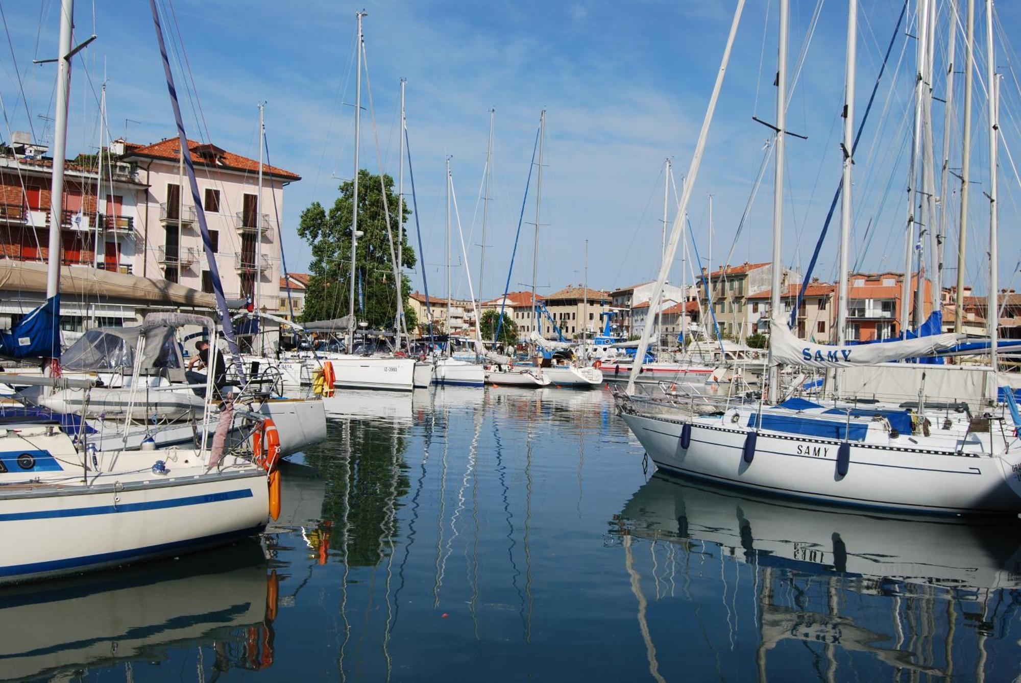 Hotel Alla Citta Di Trieste Grado Exterior photo